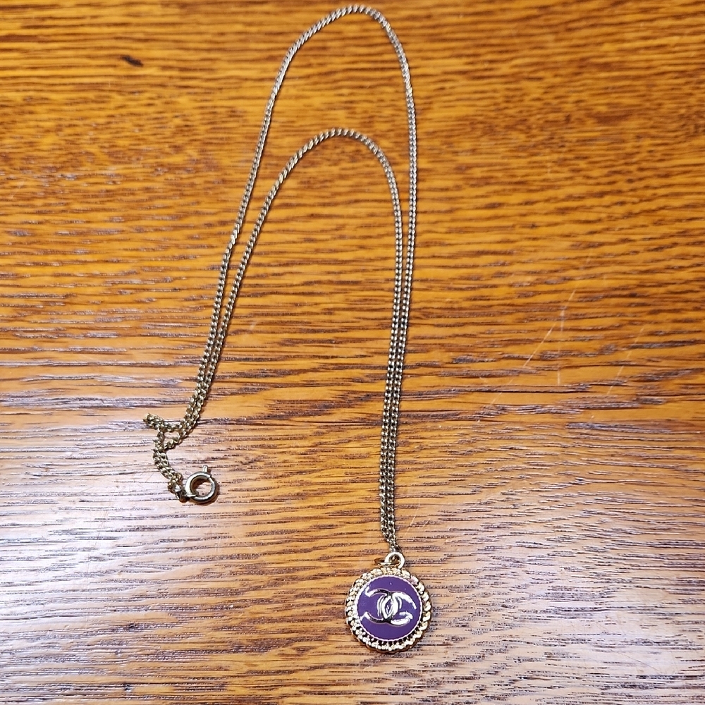 Gold-Tone Purple Pendant Necklace - Fashion Jewelry